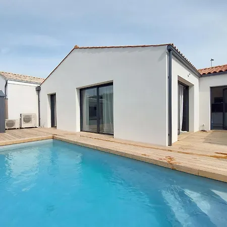Charmante Maison Avec Piscine